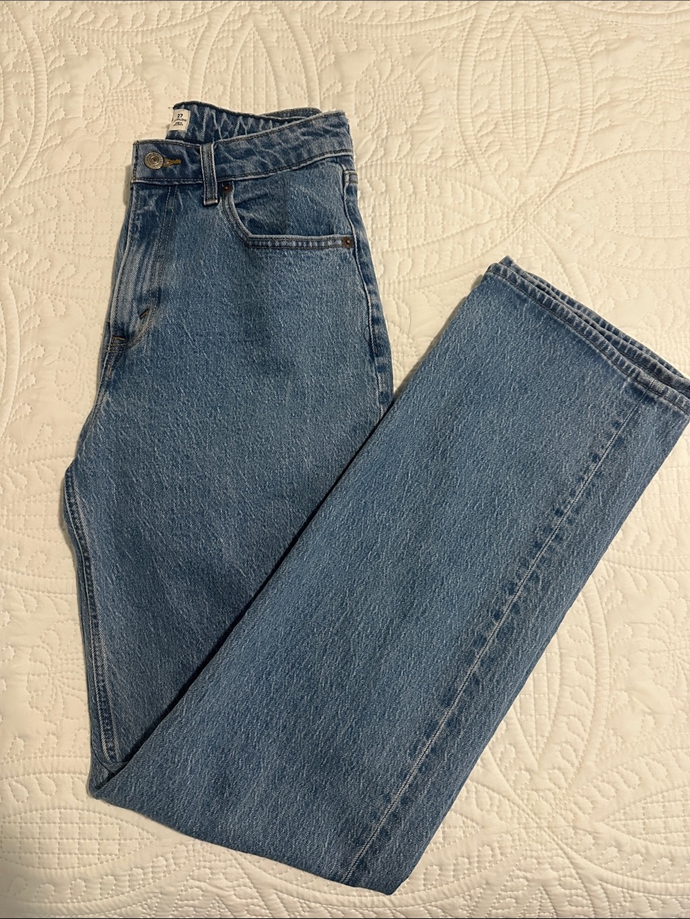 Abercrombie & Fitch Women’s Classic Blue Straight Leg Jeans